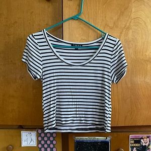 ~loved~ cropped stripe top